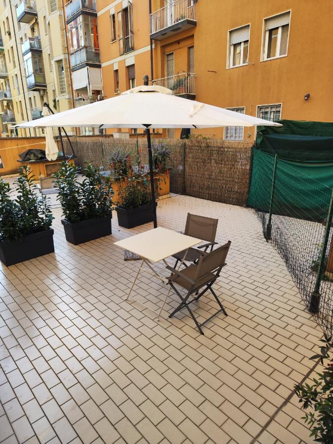Ak Holidays Apartments 81 볼로냐 외부 사진