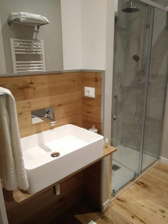 Ak Holidays Apartments 81 볼로냐 외부 사진